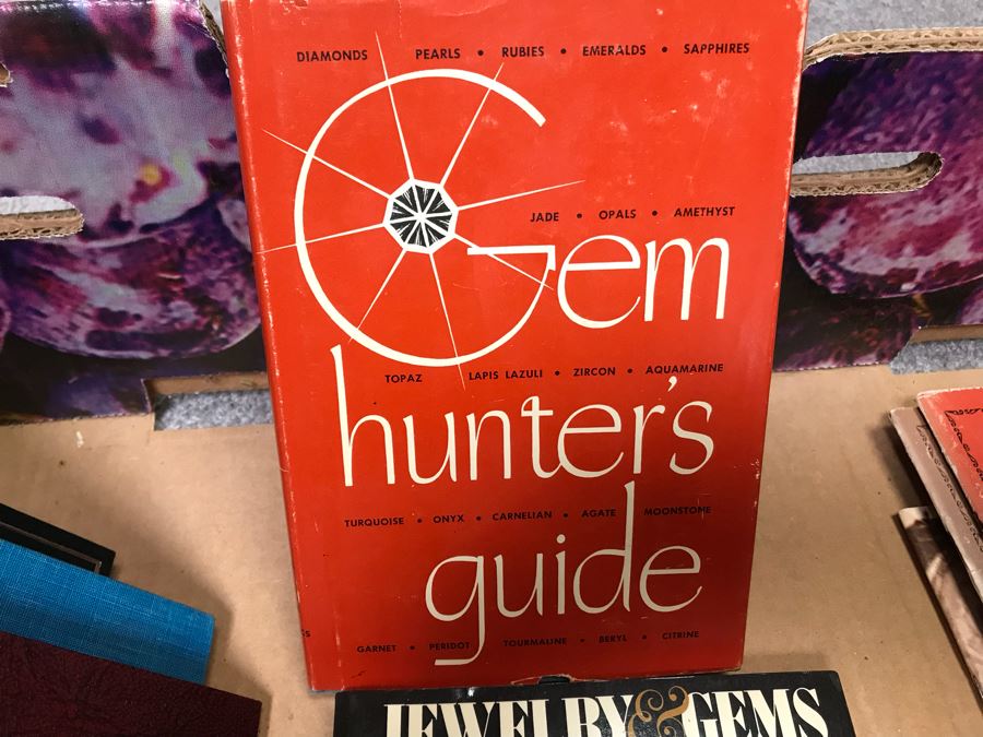 Collection Of Vintage Books On Jewelry Making, Gemstones, Pearls, Gem And Gold Prospecting - See Photos [Photo 17]