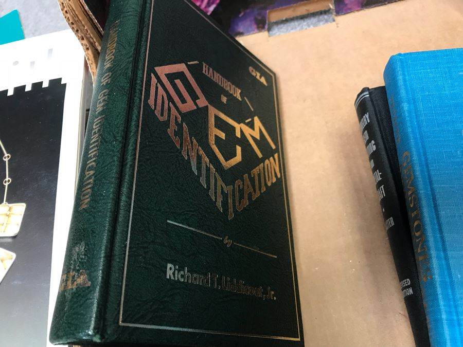 Collection Of Vintage Books On Jewelry Making, Gemstones, Pearls, Gem And Gold Prospecting - See Photos [Photo 30]