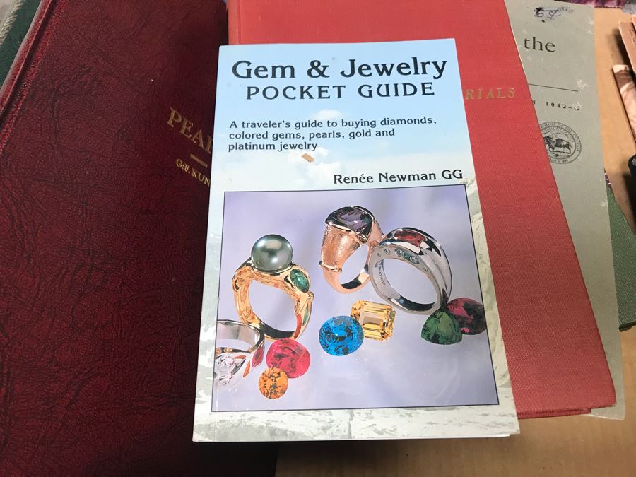 Collection Of Vintage Books On Jewelry Making, Gemstones, Pearls, Gem And Gold Prospecting - See Photos [Photo 11]
