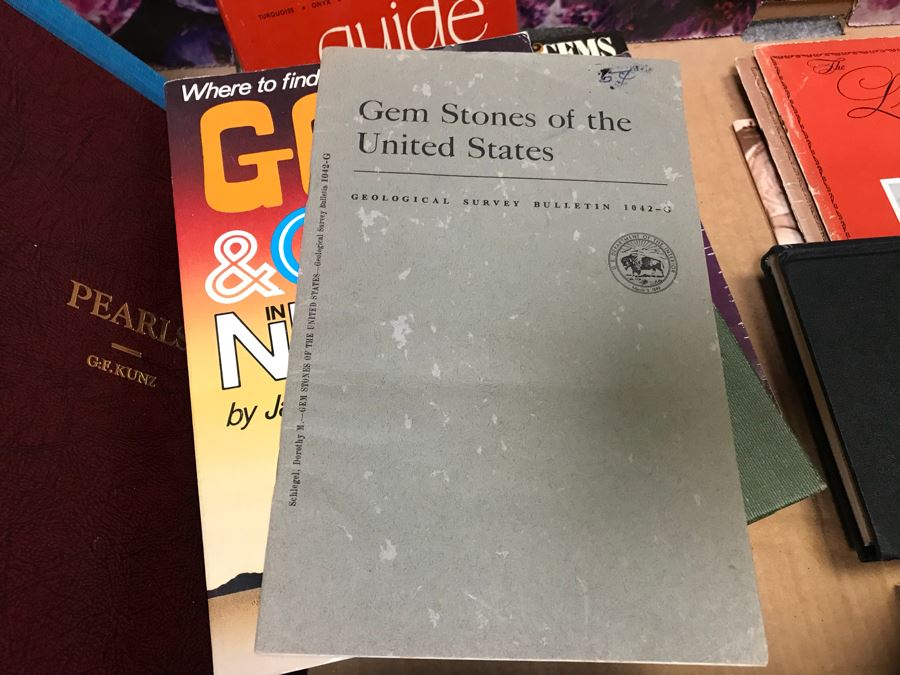 Collection Of Vintage Books On Jewelry Making, Gemstones, Pearls, Gem And Gold Prospecting - See Photos [Photo 13]