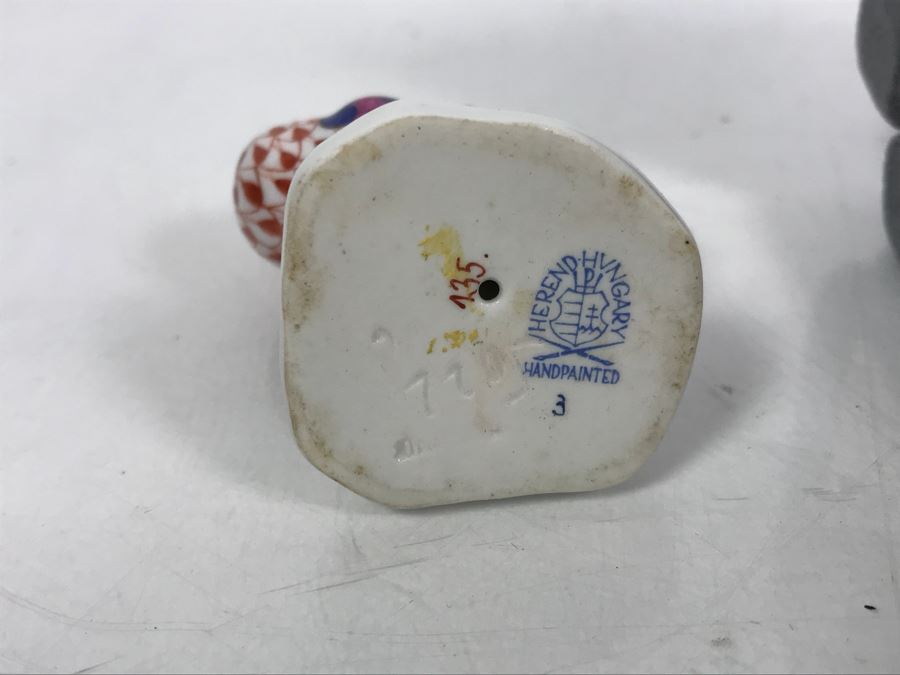 Collection Of Men's Cufflinks, Tie Pins, Buttoncuff Button Covers, Vintage Eyeglass Frames, Herend Hungary Bird Figurine [Photo 10]