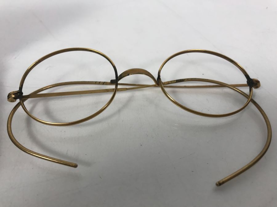 Collection Of Men's Cufflinks, Tie Pins, Buttoncuff Button Covers, Vintage Eyeglass Frames, Herend Hungary Bird Figurine [Photo 6]