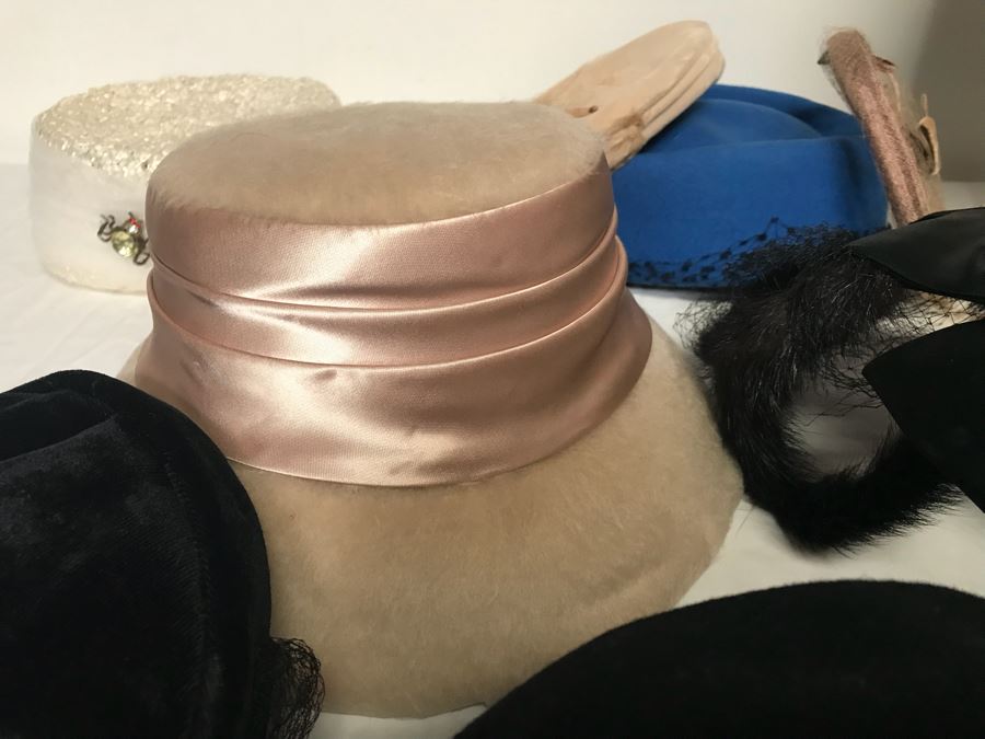 (19) Vintage Women's Hats And Military Hat [Photo 14]