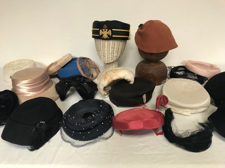 (19) Vintage Women's Hats And Military Hat [Photo 19]