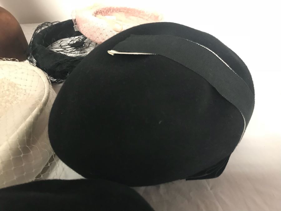 (19) Vintage Women's Hats And Military Hat [Photo 7]