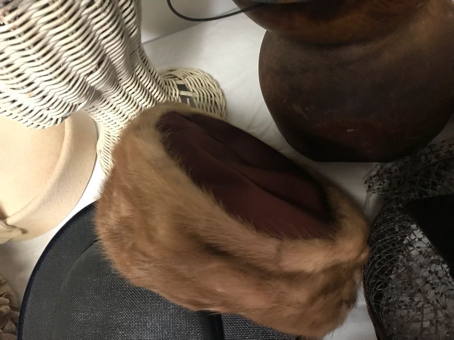 (15) Vintage Women's Hats [Photo 12]