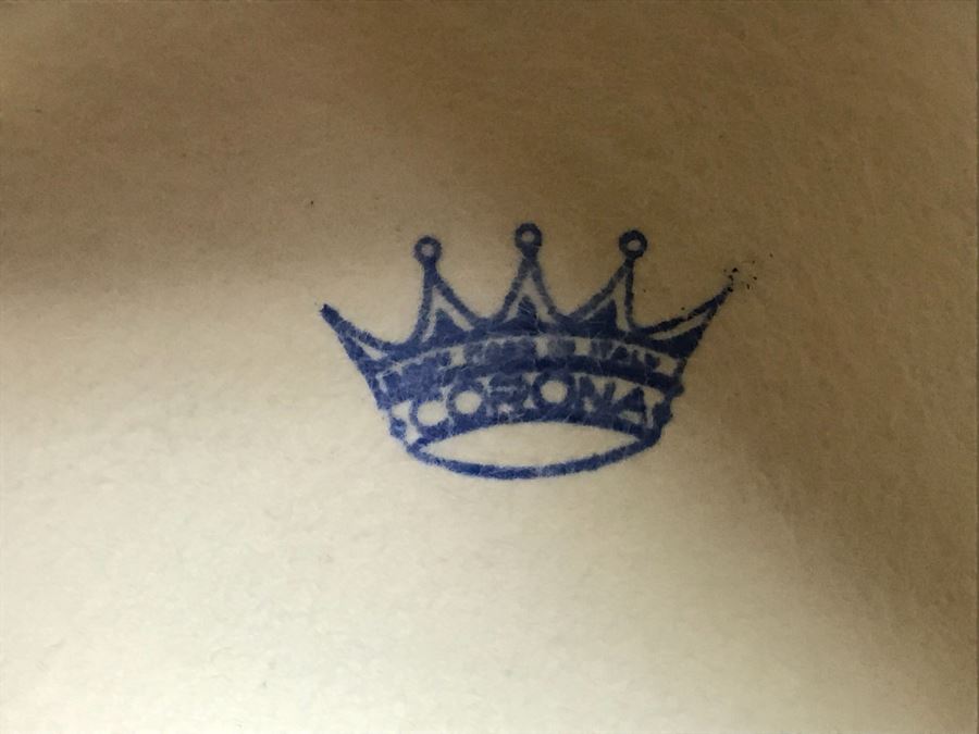 (12) Vintage Women's Hats [Photo 15]