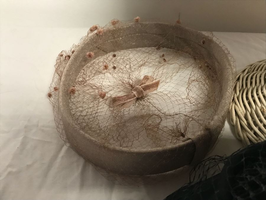 (11) Vintage Women's Hats [Photo 13]