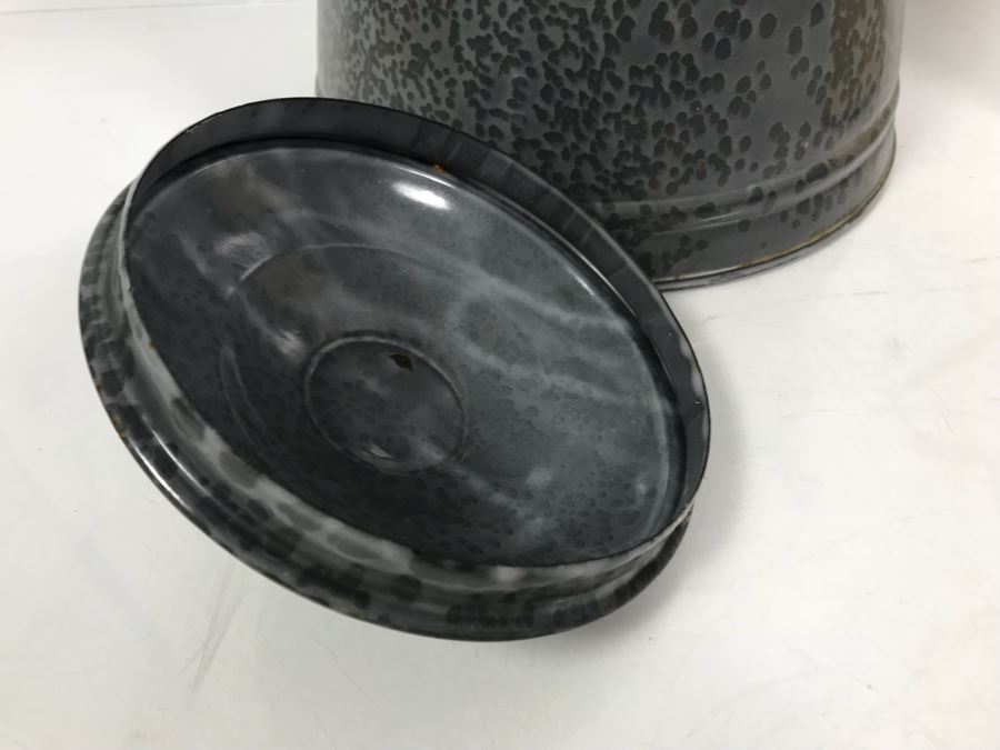 Vintage Graniteware Enamelware Kettle And Pitcher [Photo 5]