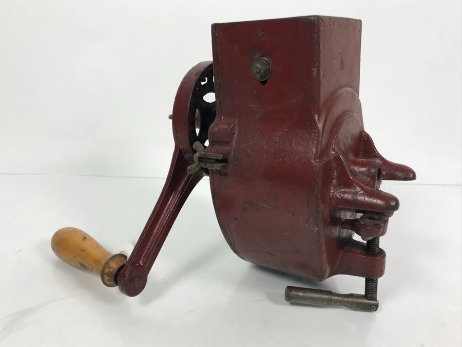 Vintage Orionette Meat Grinder With Wooden Handle [Photo 10]