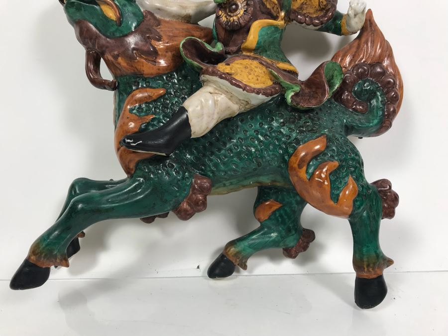 Asian Roof Tile - Wall Mountable 13' X 13' [Photo 5]