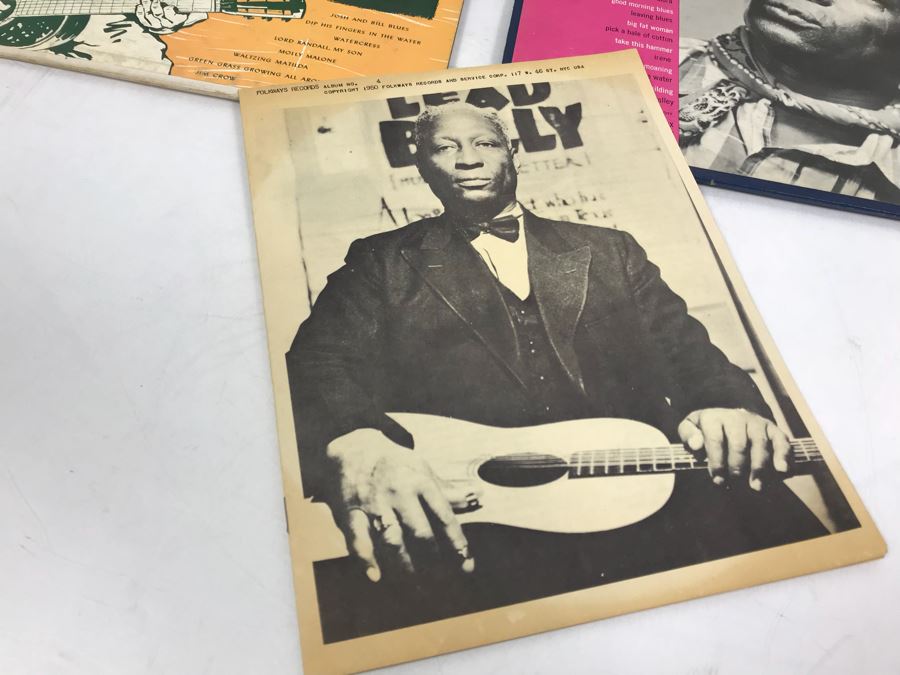 Collection Of (5) Vintage Blues Vinyl Records Featuring Leadbelly And Josh White [Photo 2]