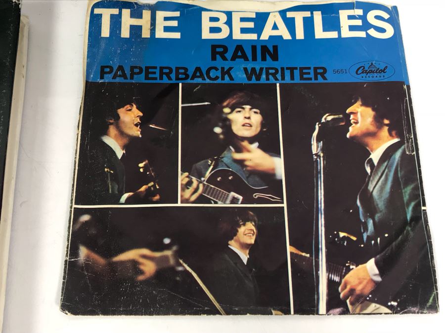 (2) Beatles Coffee Table Books: The Beatles A Private View Robert Freeman And The Beatles Forever Nicholas Schaffner And Capital Records 45 Paperback Writer And Rain Record [Photo 4]