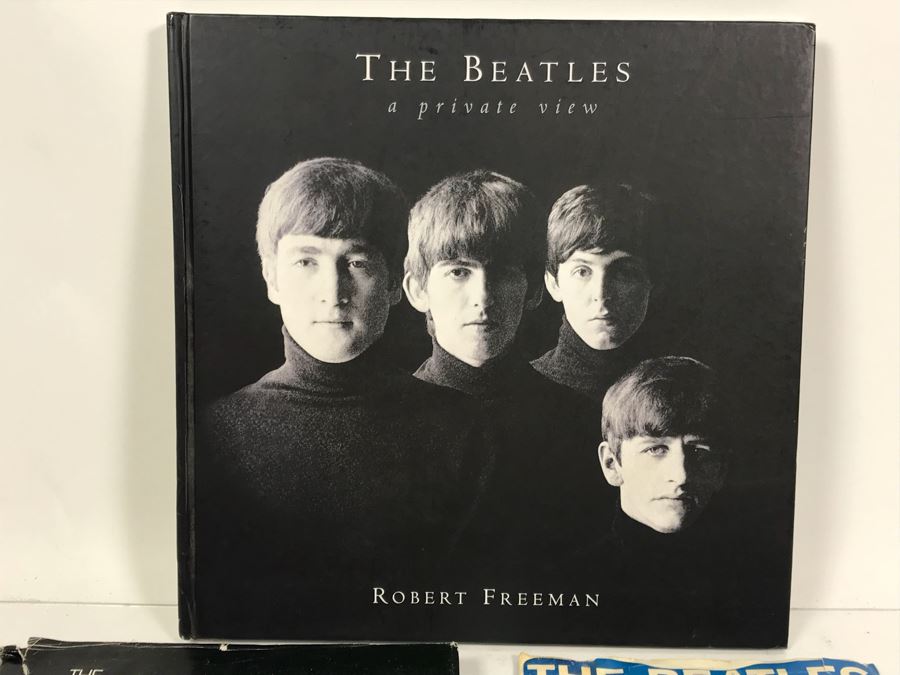 (2) Beatles Coffee Table Books: The Beatles A Private View Robert Freeman And The Beatles Forever Nicholas Schaffner And Capital Records 45 Paperback Writer And Rain Record [Photo 5]