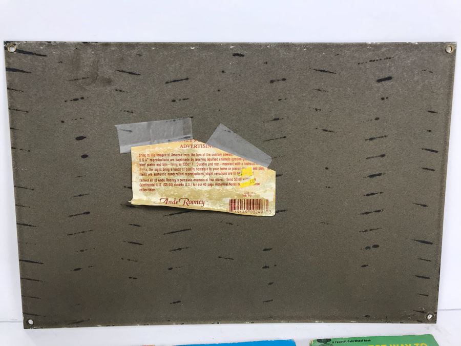 Reproduction Ted's Creamy Root Beer Baseball Motif Metal Sign And (3) Jack Nicklaus Paperback Golf Instruction Books [Photo 4]