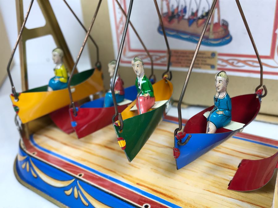 Pair Of German Tin Mechanical Wind-Up Toys 2005 Reproductions Of Antique Carousel And Antique Boat Swing By Wagner / Brunn In Boxes [Photo 9]
