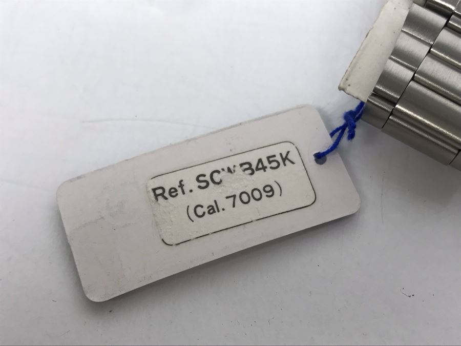 Men's SEIKO 5 Automatic Watch New Old Stock With Vintage Small Metal Box [Photo 8]