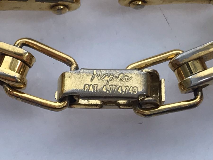 Vintage Matisse Renoir Brooch Pin, Napier Gold Tone Chain Link Bracelet, Sterling Silver Screw Back Earrings And WB Tasmanian Devil Pin [Photo 11]