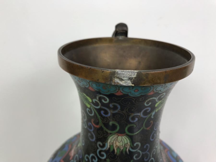 Vintage Large Chinese Cloisonne Vase - See Photos For 2 Areas Of Damage And Note That One Handle Needs To Be Reattached [Photo 15]