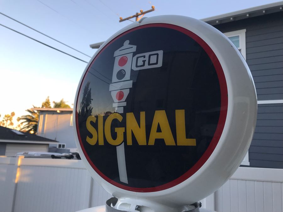 Reproduction Gasoline Pump Curio Display Cabinet Bookshelf Mirror Back Lighted [Photo 7]