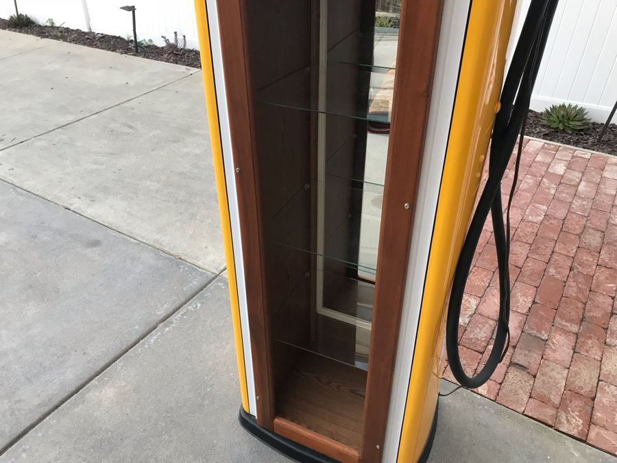 Reproduction Gasoline Pump Curio Display Cabinet Bookshelf Mirror Back Lighted [Photo 10]