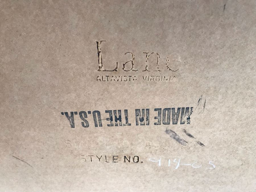 Lane Furniture Side Table [Photo 5]