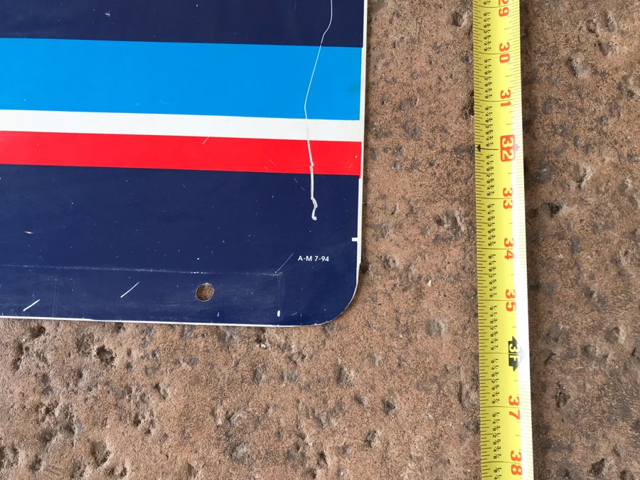 Double-Sided Valvoline Motor Oils Metal Sign (2' X 3') And WIX Dana Automobile Filters Import Cars Embossed Metal Sign [Photo 7]