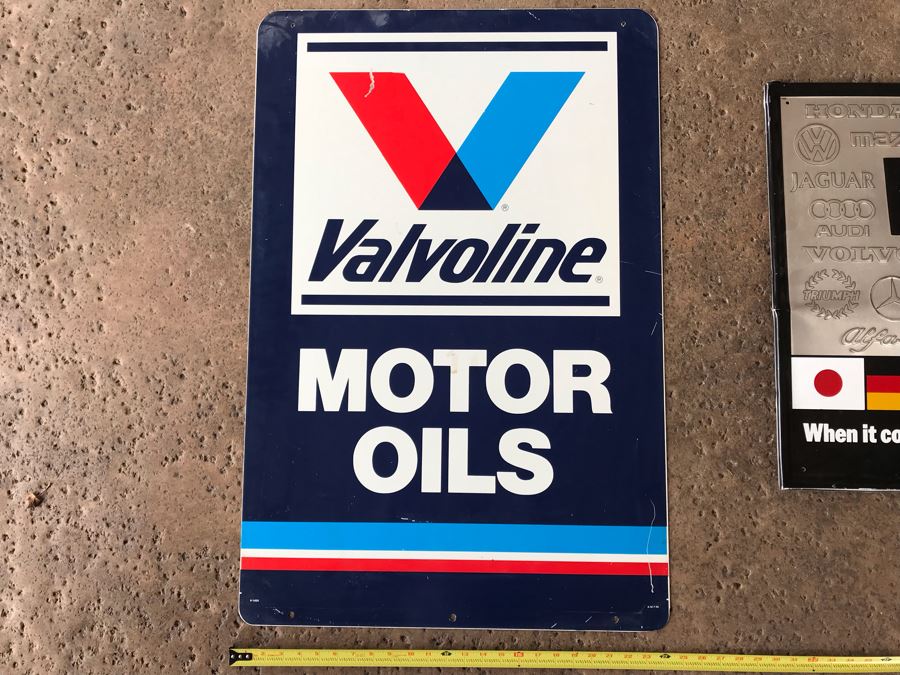 Double-Sided Valvoline Motor Oils Metal Sign (2' X 3') And WIX Dana Automobile Filters Import Cars Embossed Metal Sign [Photo 2]