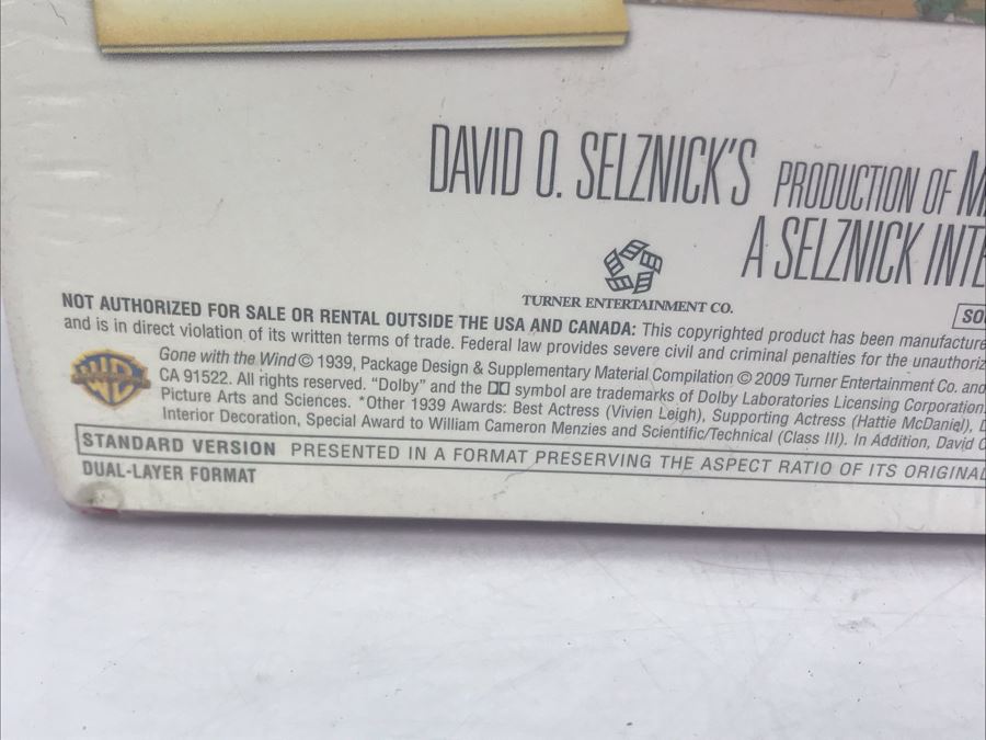 Sealed Gone With The Wind Limited Edition DVD Box Set With Velvet Collectible Box, Book And Art Prints [Photo 7]