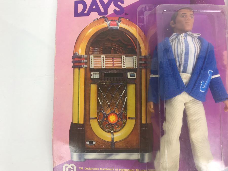 Pair Of Vintage MEGO Happy Days 8 Inch Action Figures In Damaged Packaging Richie And Potsy [Photo 4]