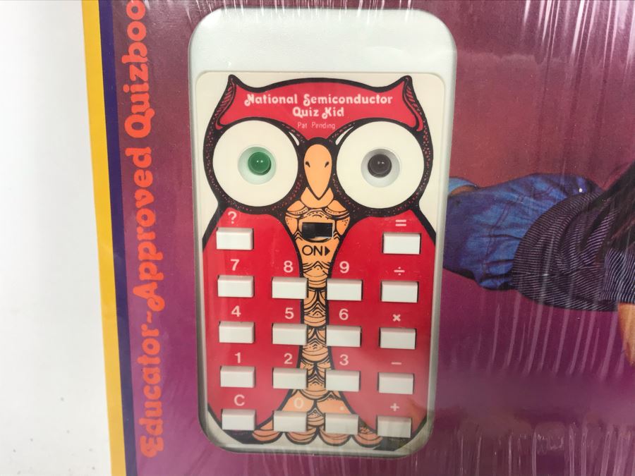 Vintage National Semiconductor Quiz Kid Calculator Game In Box (NOS But Seal Broken) And Collection Of (5) Sesame Street Buttons [Photo 3]