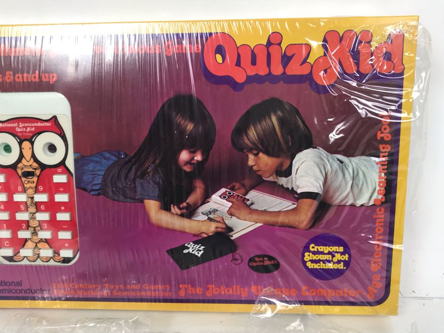 Vintage National Semiconductor Quiz Kid Calculator Game In Box (NOS But Seal Broken) And Collection Of (5) Sesame Street Buttons [Photo 4]
