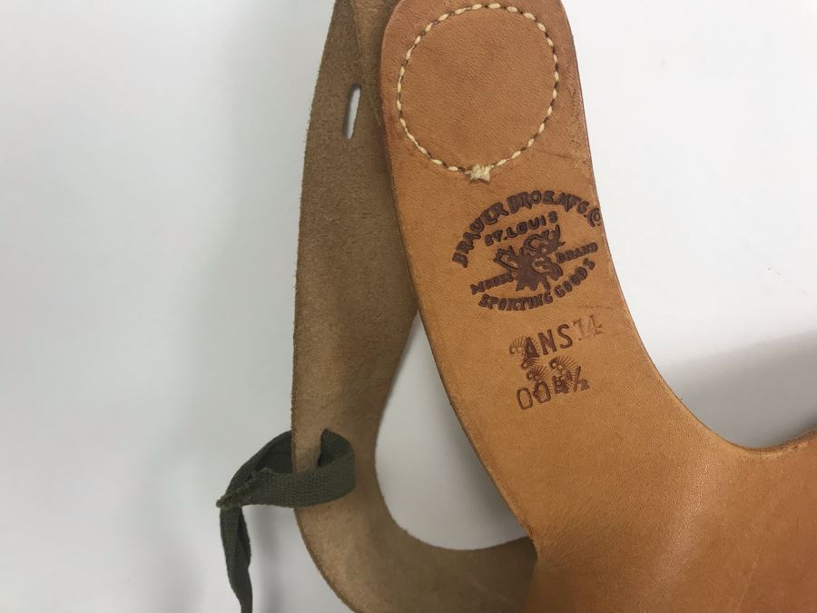 Pair Of Leather Gun Holsters [Photo 7]