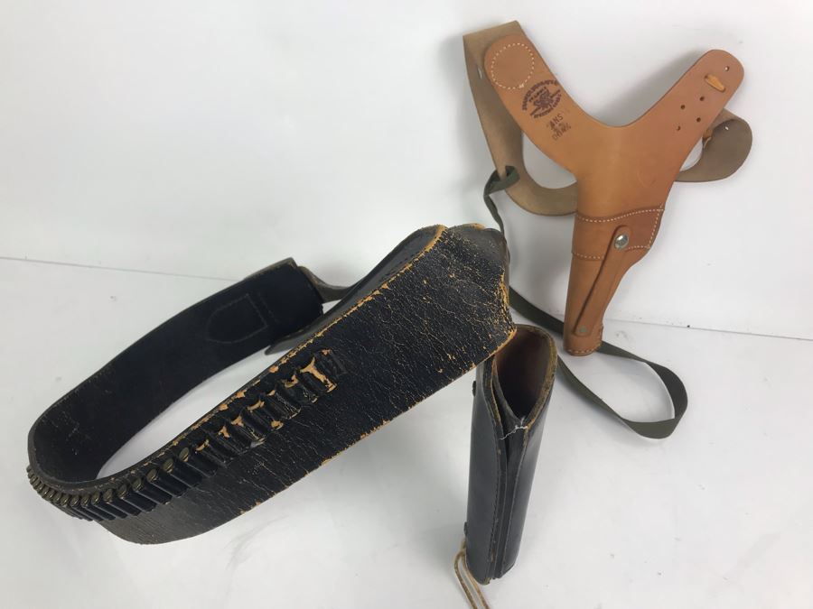 Pair Of Leather Gun Holsters [Photo 8]