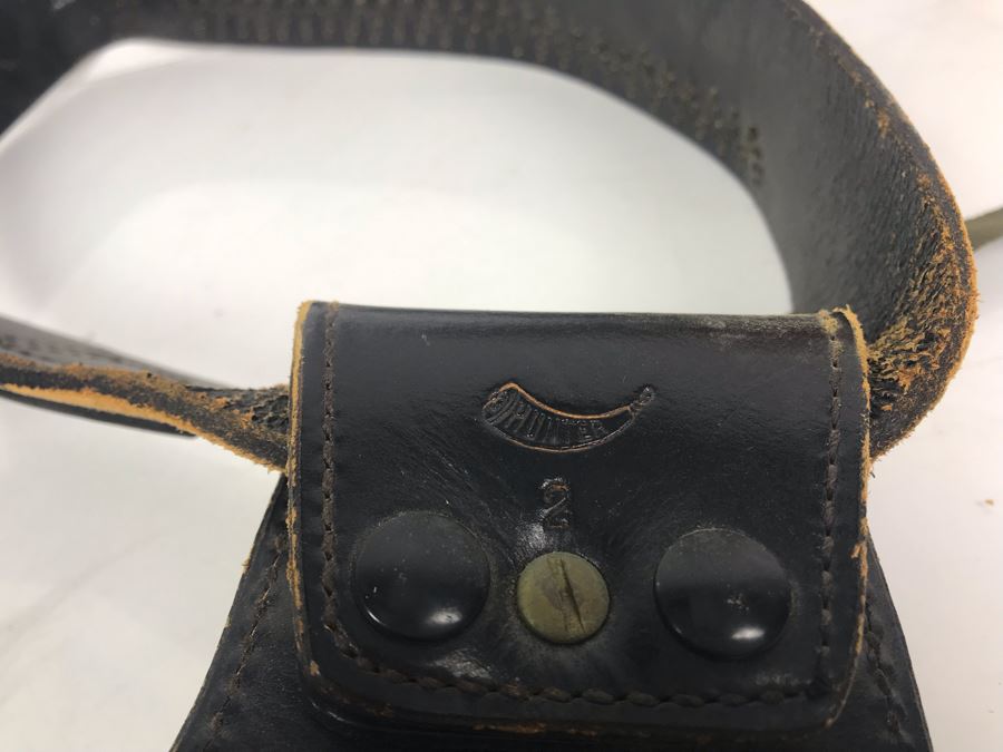 Pair Of Leather Gun Holsters [Photo 10]