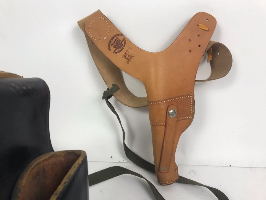 Pair Of Leather Gun Holsters [Photo 6]