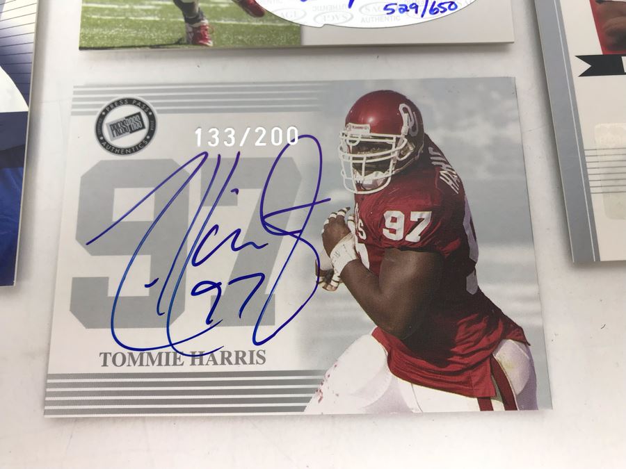 Signed Football Cards: (2) Tommie Harris And (2) Anthony Davis (One Rookie Card) [Photo 3]