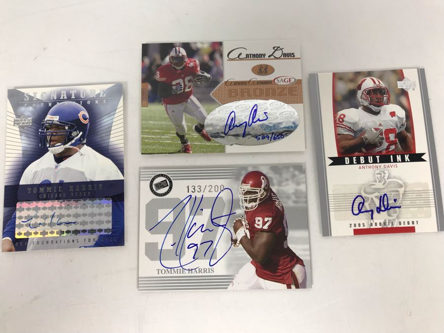 Signed Football Cards: (2) Tommie Harris And (2) Anthony Davis (One Rookie Card) [Photo 1]