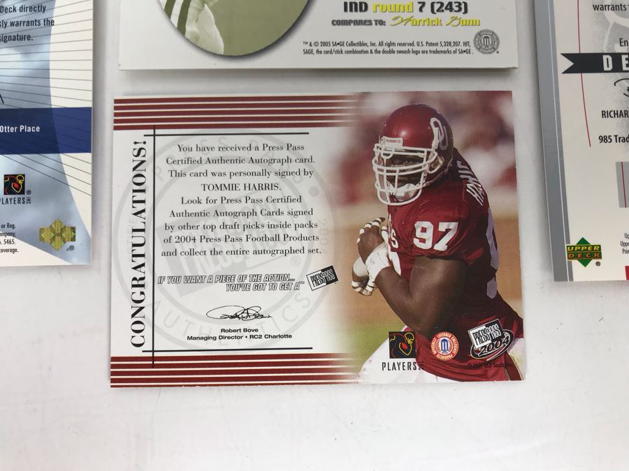 Signed Football Cards: (2) Tommie Harris And (2) Anthony Davis (One Rookie Card) [Photo 9]