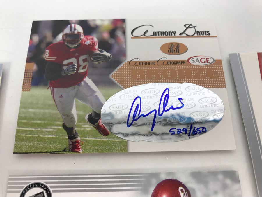 Signed Football Cards: (2) Tommie Harris And (2) Anthony Davis (One Rookie Card) [Photo 2]