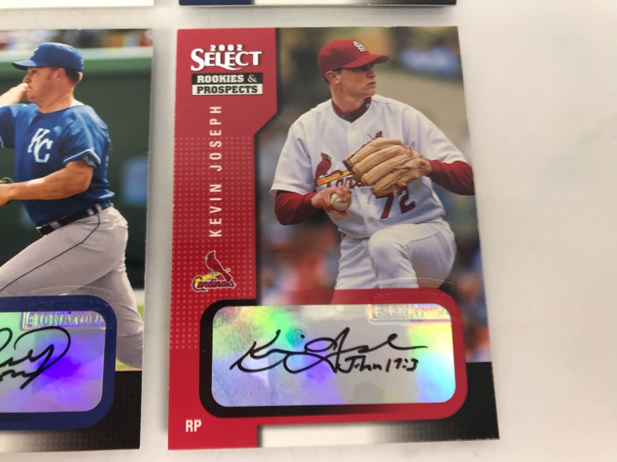 (6) Signed Baseball Cards [Photo 7]