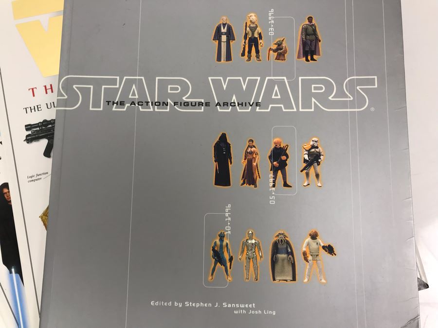 (4) STAR WARS Books Including The Action Figure Archive [Photo 3]