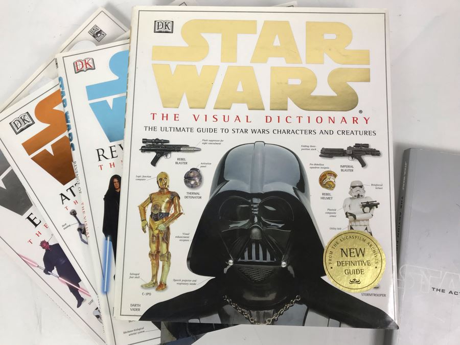 (4) STAR WARS Books Including The Action Figure Archive [Photo 11]