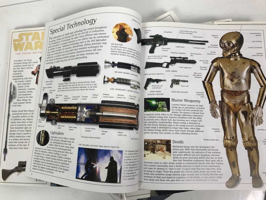 (4) STAR WARS Books Including The Action Figure Archive [Photo 13]