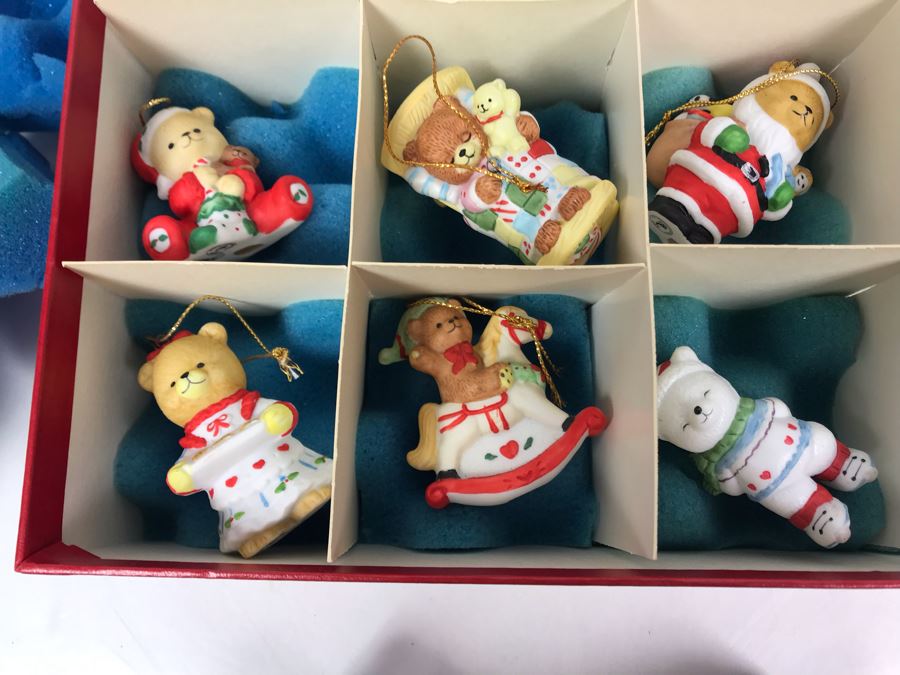 The Bears Of Christmas Ornament Collection In Box By Bronson Collectibles [Photo 8]