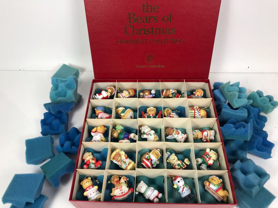 The Bears Of Christmas Ornament Collection In Box By Bronson Collectibles [Photo 1]