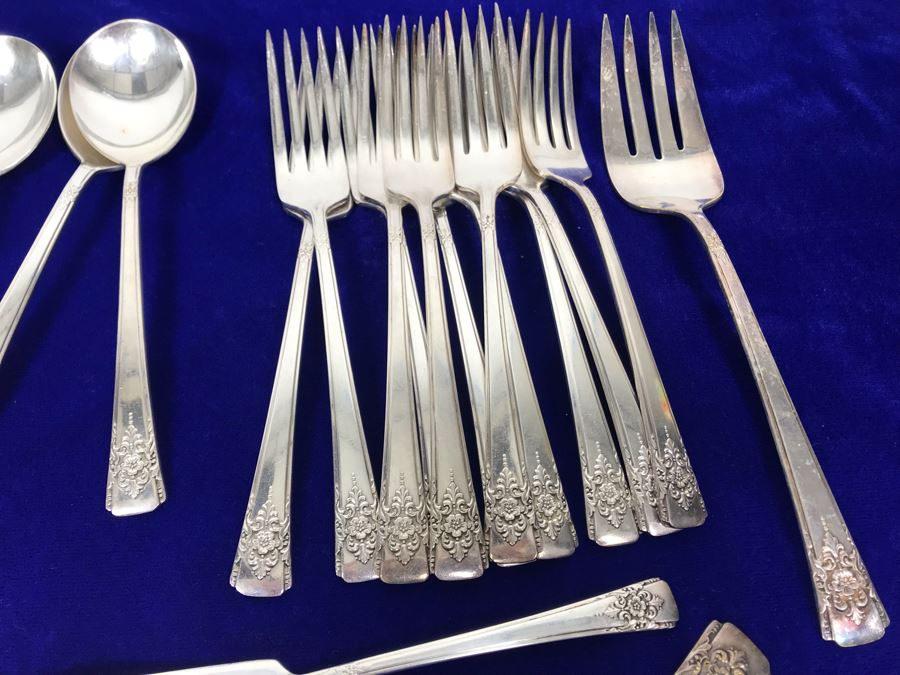 Vintage ROGERS Silverplate Flatware Apx Service For 10+