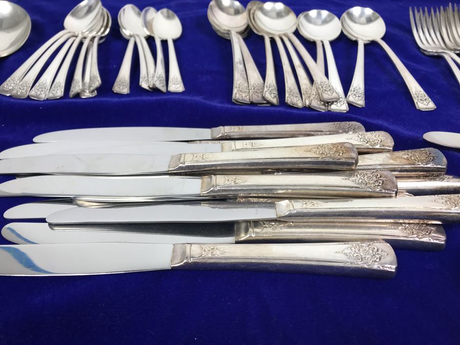 Vintage ROGERS Silverplate Flatware Apx Service For 10+ [Photo 11]