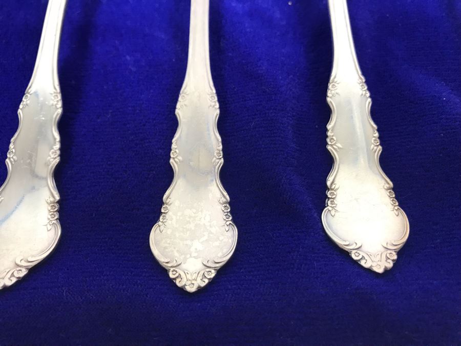 Reed & Barton Dresden Rose Pattern Silverplate Flatware Set Service For 7 With Extra Fork And Knife [Photo 4]