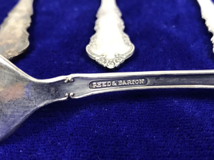 Reed & Barton Dresden Rose Pattern Silverplate Flatware Set Service For 7 With Extra Fork And Knife [Photo 7]